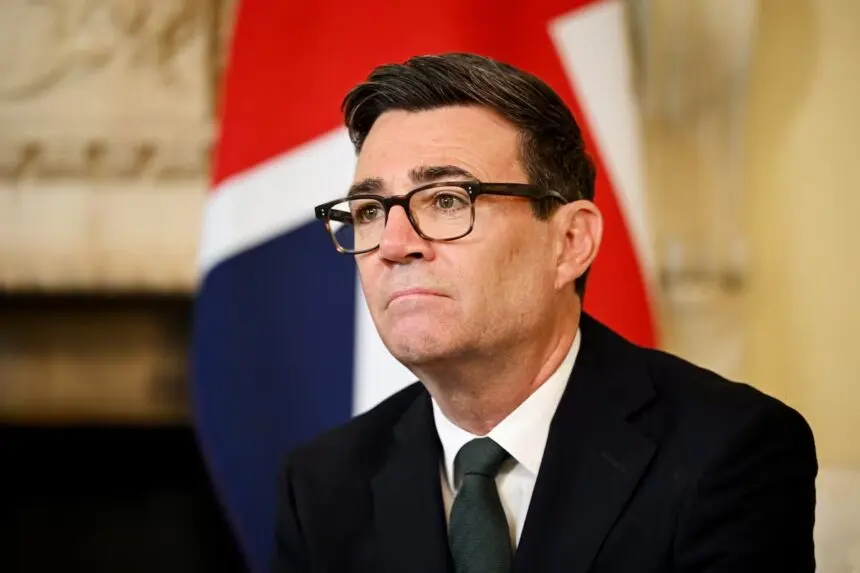 Malvinas: el primer ministro británico dijo que serán “implacables” en defender a los isleños - Diario Criterio Online