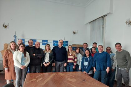 Entrega de equipamiento a instituciones educativas de Tordillo - Diario Criterio Online