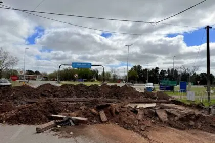 EL INTENDENTE JUAN PABLO GARCÍA ANUNCIÓ LA REPAVIMENTACIÓN DE LA CALLE ESTEBAN FACIO