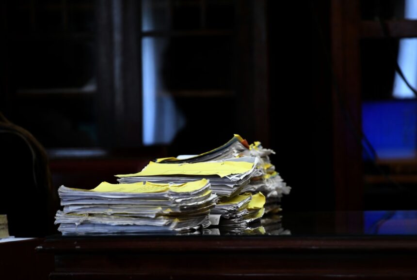 Una denuncia penal a dos juezas de La Plata por el uso de un fallo bajo sospecha sacude Tribunales - Diario Criterio Online