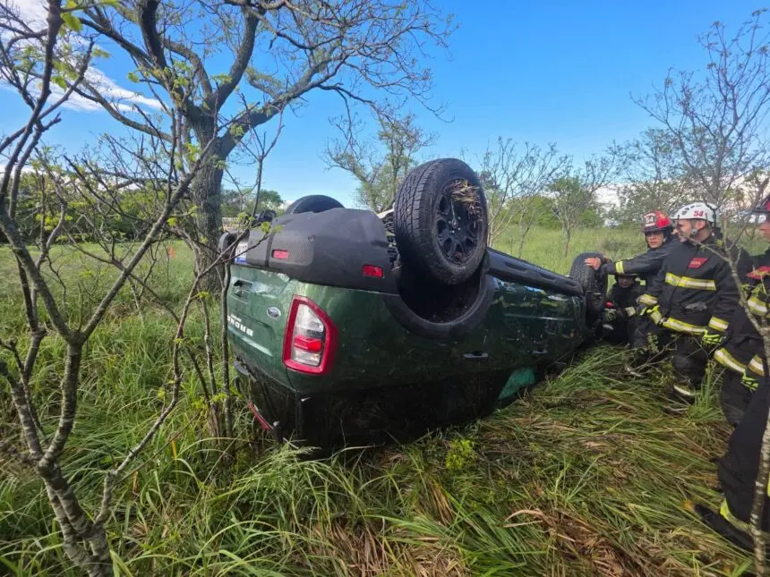 Vuelco de un automóvil en la Ruta 29: el conductor resultó ileso - Diario Criterio Online