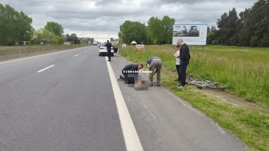 Dolores: un ciclista fue trasladado inconsciente al hospital tras una caída en Ruta 2 - Diario Criterio Online