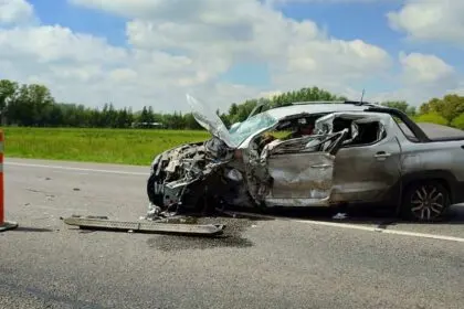 Una mujer murió tras chocar contra un camión en la ruta 205 - Diario Criterio Online